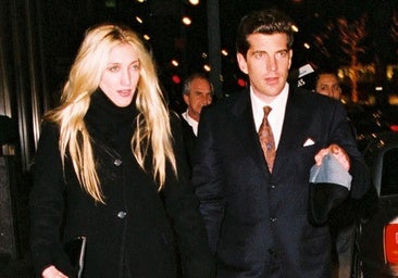 El bolso de Narciso Rodríguez que rinde homenaje a Carolyn Bessette-Kennedy y las versiones que yo usaría hoy